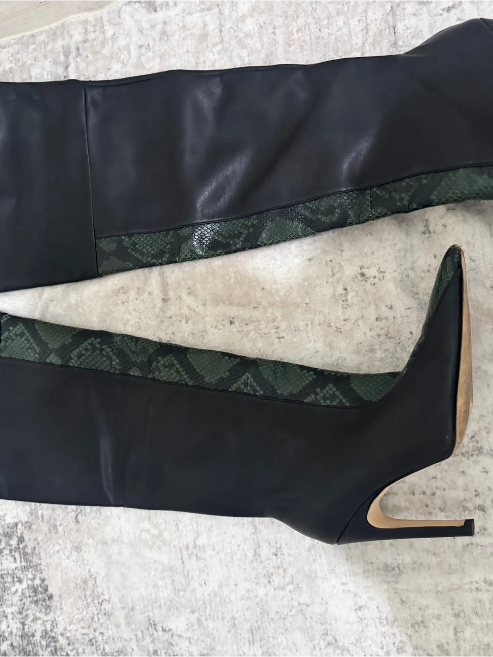 Good American The KoKo Over-the-Knee Black and Green Snakeskin Pointed Boots